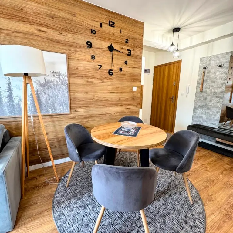 Salon Apartmanet D8 Grapa